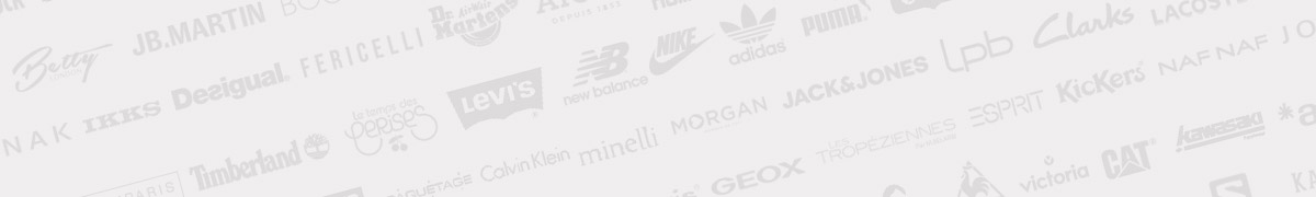 el producto Zapatillas en triple blanco Air Max 90 de Nike